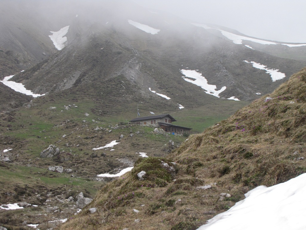 Rifugi e Bivacchi d''Italia.......